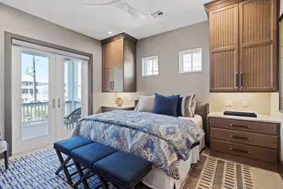 3835 Seabreeze Lane, Galveston, TX 77554 - Photo 17