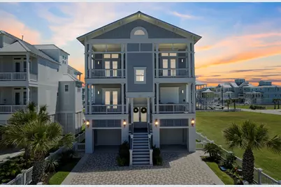 3835 Seabreeze Lane, Galveston, TX 77554 - Photo 1