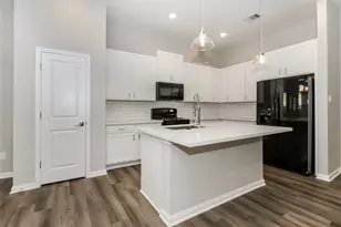 9910 Clark Rd, Houston, TX 77076 - Photo 7