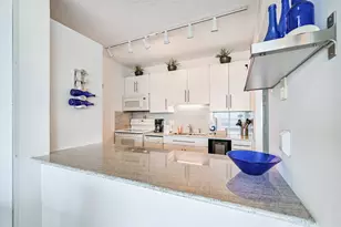 1401 E Beach Dr, Galveston, TX 77550 - Photo 19