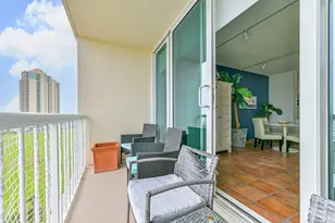 1401 E Beach Dr, Galveston, TX 77550 - Photo 15