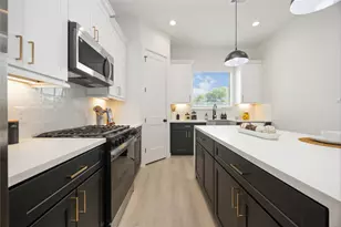 7809 Amelia Rd, Houston, TX 77055 - Photo 13