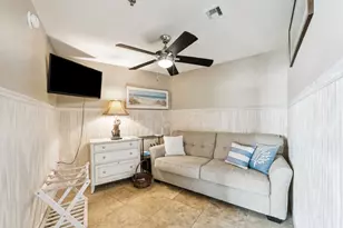 801 E Beach Dr, Galveston, TX 77550 - Photo 11