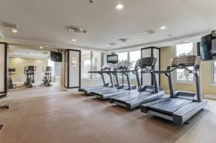 801 E Beach Dr, Galveston, TX 77550 - Photo 21