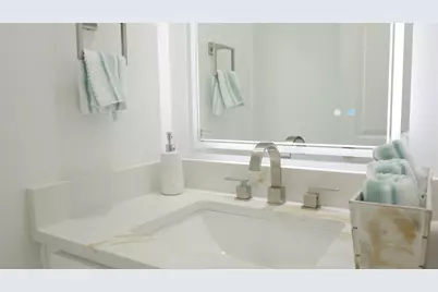 7803 Avenue E, Houston, TX 77012 - Photo 15