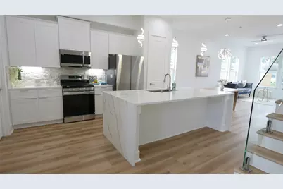 7803 Avenue E, Houston, TX 77012 - Photo 9