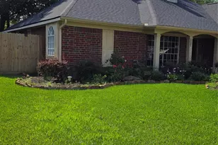 3909 Regency Dr, Deer Park, TX 77536 - Photo 3