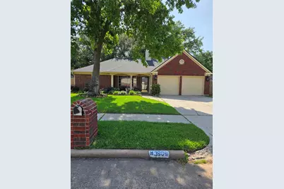3909 Regency Drive, Deer Park, TX 77536 - Photo 1