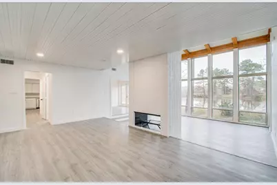 417 Brook Hollow Drive, Conroe, TX 77385 - Photo 5