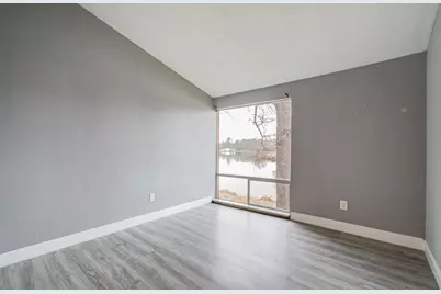 417 Brook Hollow Drive, Conroe, TX 77385 - Photo 21