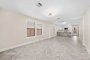 803 E 29th St, Houston, TX 77009 - Photo 15