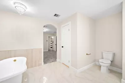 803 E 29th Street, Houston, TX 77009 - Photo 25