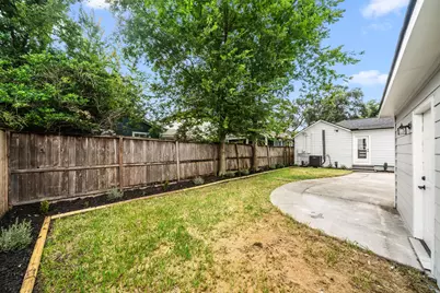 803 E 29th Street, Houston, TX 77009 - Photo 29