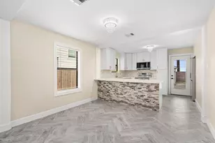 803 E 29th St, Houston, TX 77009 - Photo 11