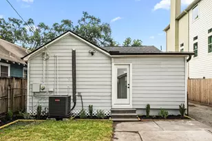 803 E 29th St, Houston, TX 77009 - Photo 27