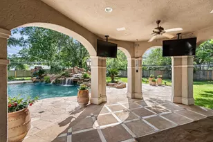 835 Echo Ln, Hedwig Village, TX 77024 - Photo 23