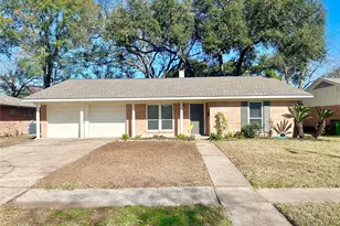 5470 Ariel St, Houston, TX 77096 - Photo 1