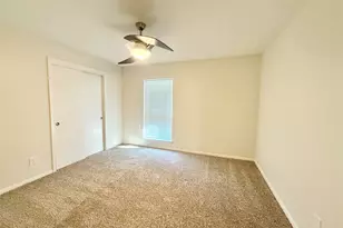 5470 Ariel St, Houston, TX 77096 - Photo 21