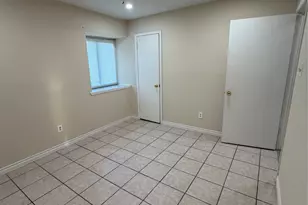 9443 Sutter Park Ln, Houston, TX 77086 - Photo 11