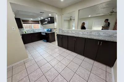 9443 Sutter Park Lane, Houston, TX 77086 - Photo 5