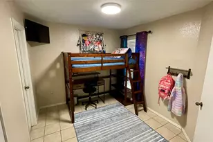 132 Cotton Dr, Lake Jackson, TX 77566 - Photo 9