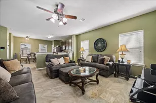 805 Indigo Springs Ln, La Marque, TX 77568 - Photo 9