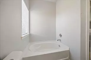 805 Indigo Springs Ln, La Marque, TX 77568 - Photo 19