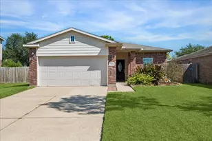 805 Indigo Springs Ln, La Marque, TX 77568 - Photo 1