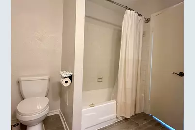 18515 Egret Bay Boulevard #901, Webster, TX 77058 - Photo 11