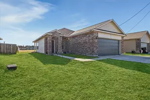 407 Rd 5102, Cleveland, TX 77327 - Photo 3