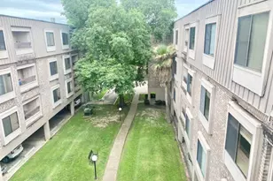 2209 S Braeswood Blvd, Houston, TX 77030 - Photo 27