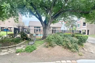 2209 S Braeswood Blvd, Houston, TX 77030 - Photo 31