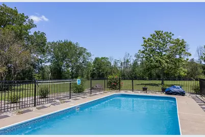 400 S Front Street, Caldwell, TX 77836 - Photo 13