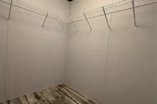 138 Dutch Lake Ct, Oyster Creek, TX 77541 - Photo 9