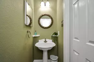 7 New Dawn Pl, Conroe, TX 77385 - Photo 19
