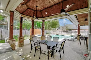 7 New Dawn Pl, Conroe, TX 77385 - Photo 23