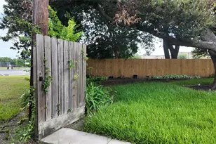 5946 Willowbend Blvd, Houston, TX 77096 - Photo 39