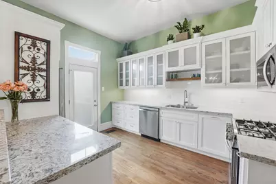 2523 Avenue M, Galveston, TX 77550 - Photo 5