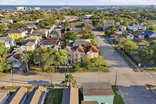 2523 Avenue M, Galveston, TX 77550 - Photo 23