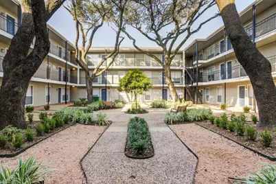 7315 Brompton Street #305A, Houston, TX 77025 - Photo 5