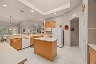 13402 Highland Park Ct, Houston, TX 77070 - Photo 9