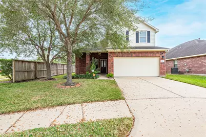 3031 Sweet Gum Bay Court, Dickinson, TX 77539 - Photo 1