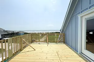 123 Beachcomber Ave, Surfside Beach, TX 77541 - Photo 3