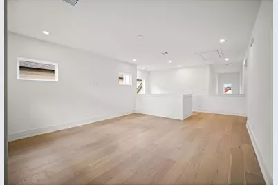 806 Milwaukee Street, Houston, TX 77009 - Photo 33