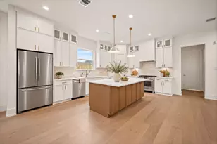806 Milwaukee St, Houston, TX 77009 - Photo 3
