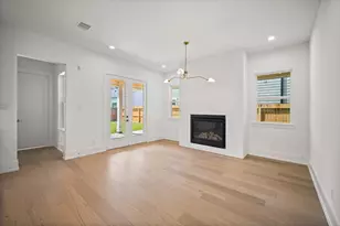 806 Milwaukee St, Houston, TX 77009 - Photo 13