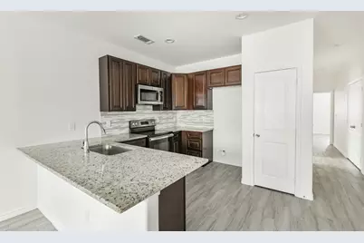 16884 Kempwood, Montgomery, TX 77316 - Photo 9