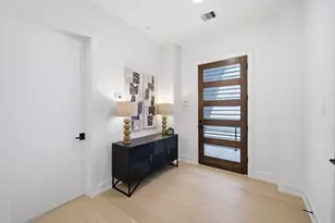 6114 Gehring St, Houston, TX 77021 - Photo 9