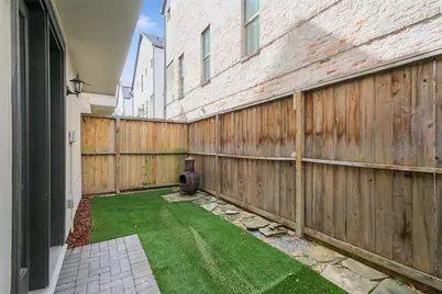 4010 University Grove Street, Houston, TX 77023 - Photo 37