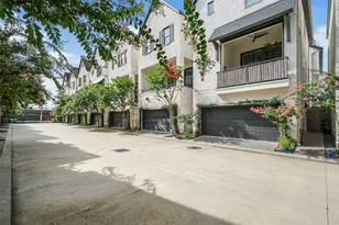 4010 University Grove St, Houston, TX 77023 - Photo 1